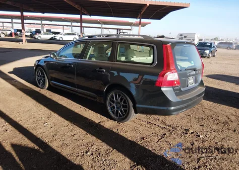 2010 Volvo V70 3.2/3.2 R-Design from USA, damaged, VIN YV1982BW6A1153582